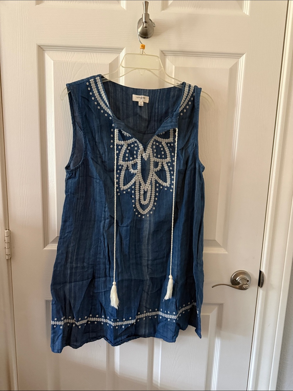 Umgee Navy Blue Sleeveless Embroidered Tassel Tunic